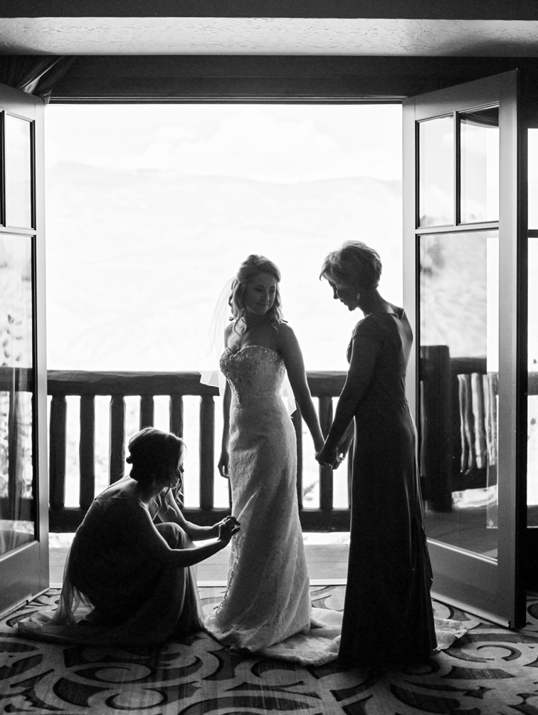 Ritz Carlton Bachelor Gulch Wedding: Mountain Views In Bridal Suite