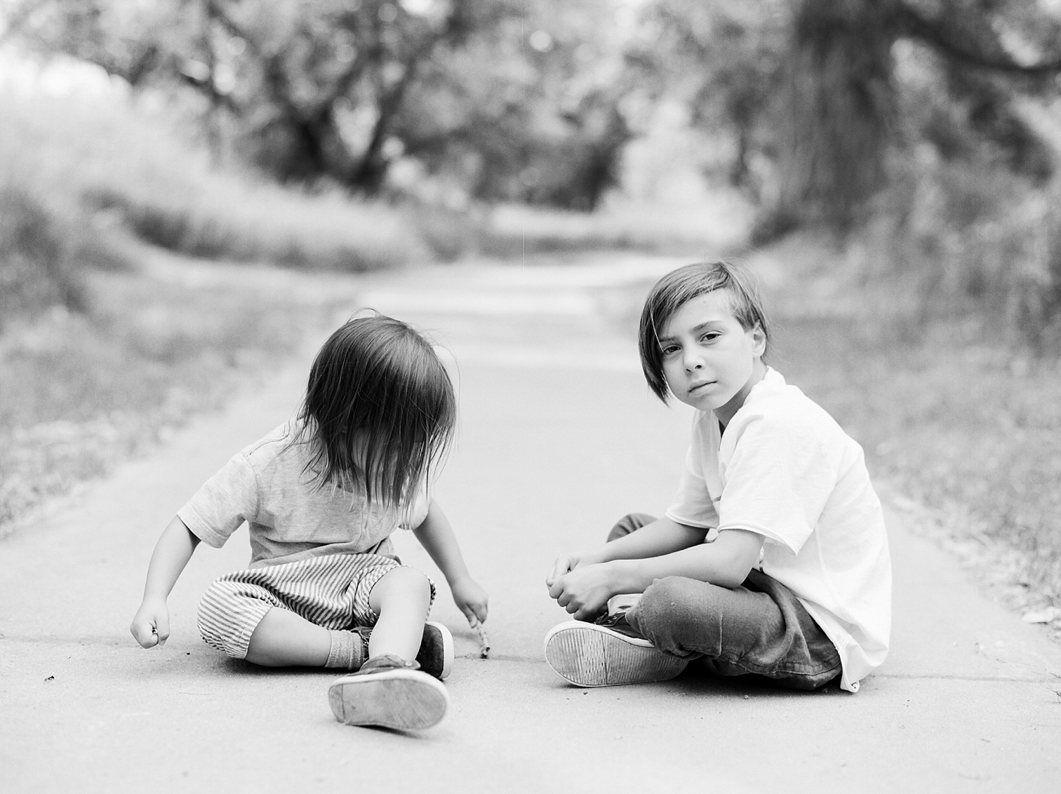 Film Photographers, Colorado Family Portraits, Fort Collins Portrait Photographer, Summer Family Portraits, Black and White Children's Portraits, Danielle DeFiore Photography