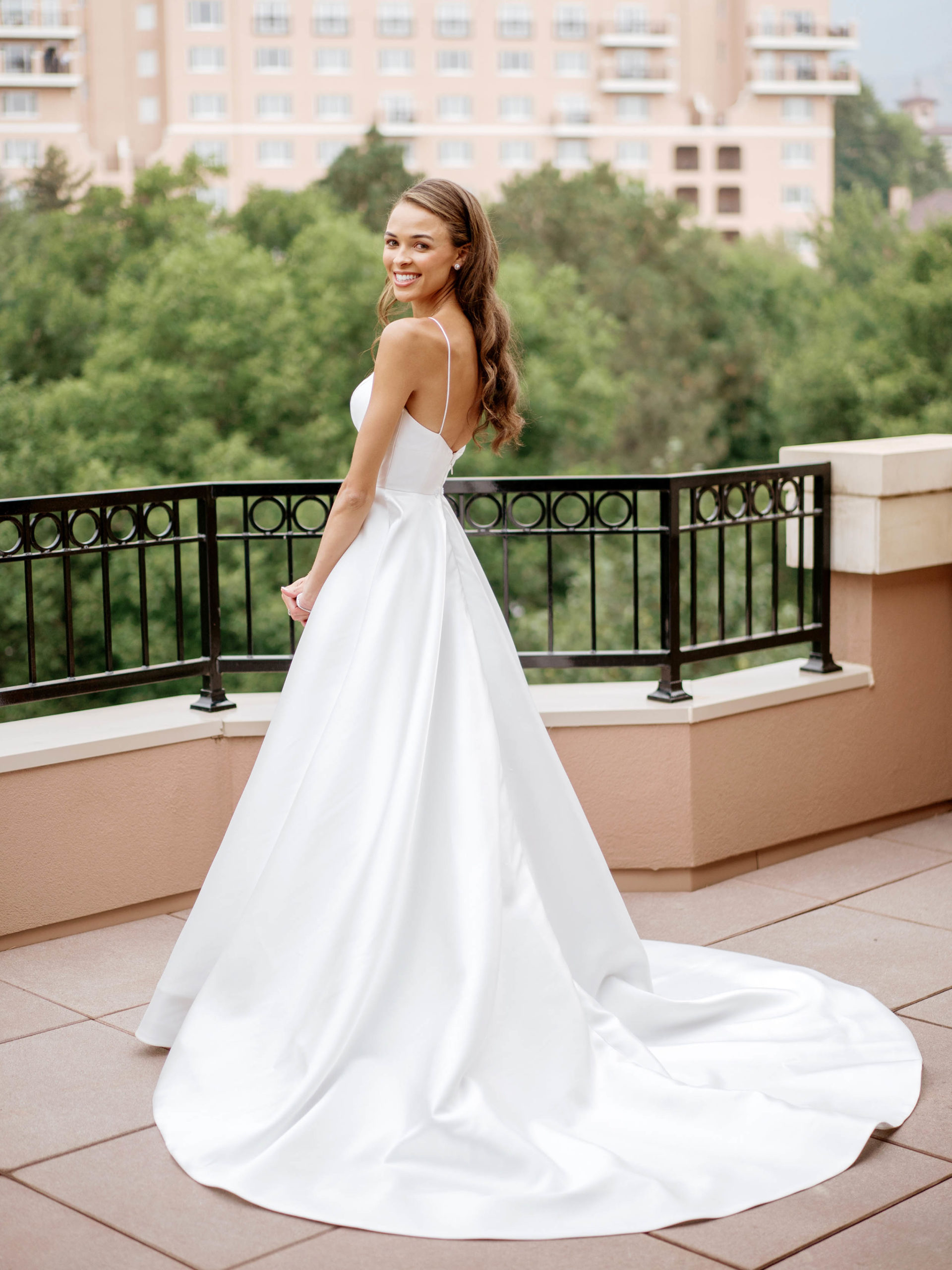 The Broadmoor Wedding Venue, Bridal Photos