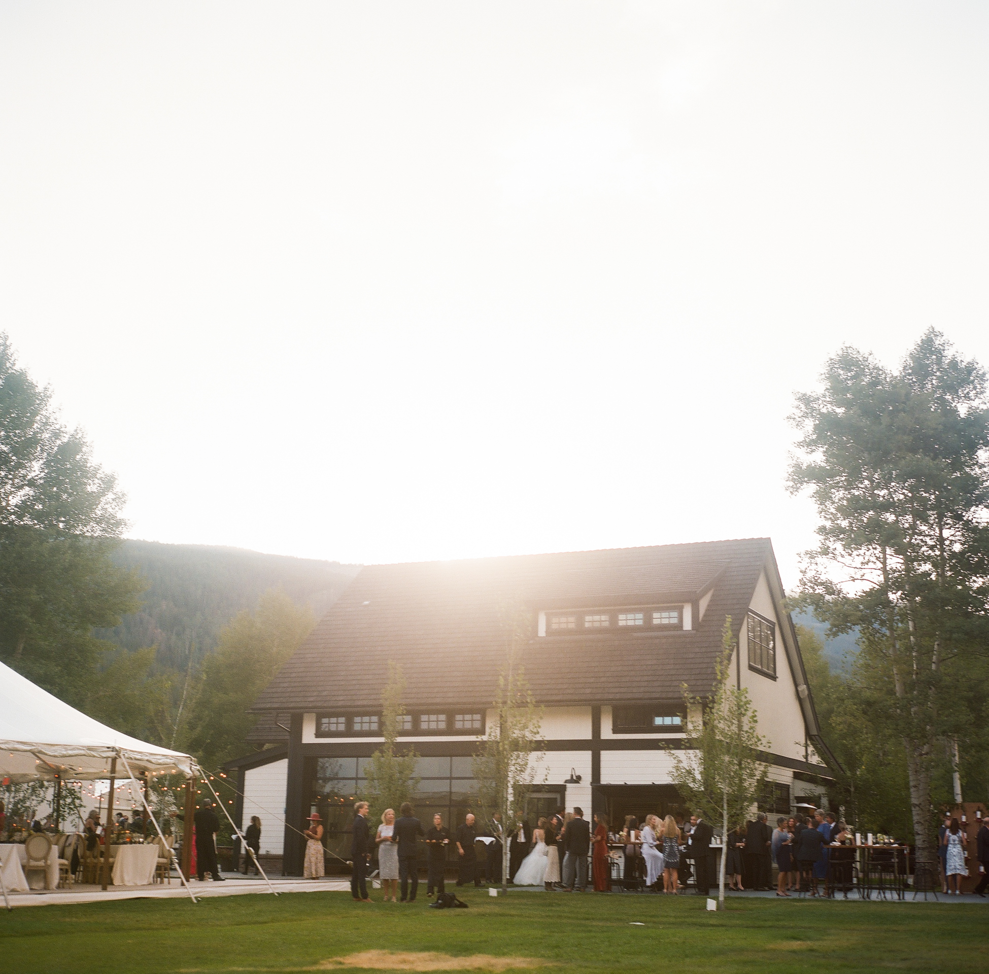 Aspen wedding photographer, Dunbar ranch, destinations weddings in aspen colorado, aspen wedding photographers